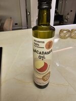 Macadamia oil