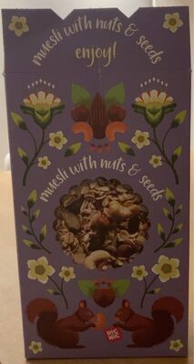 Muesli with nuts and seeds