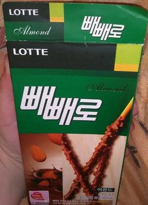 Pepero chocolat amande