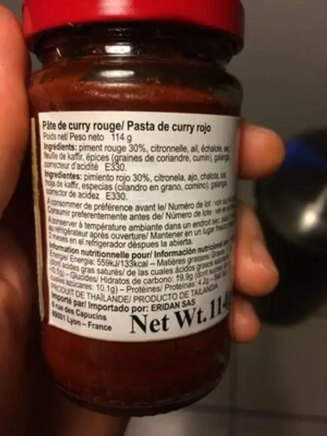 Red curry paste ingredients label