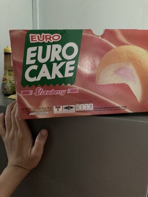 Euro strawberry cake