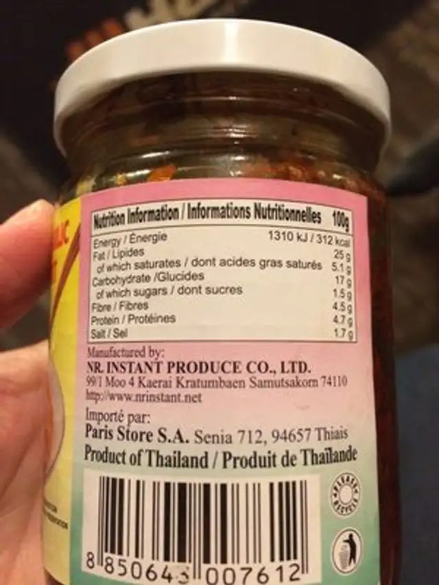 Por kwan, ground chilli with frid garlic nutrition facts table