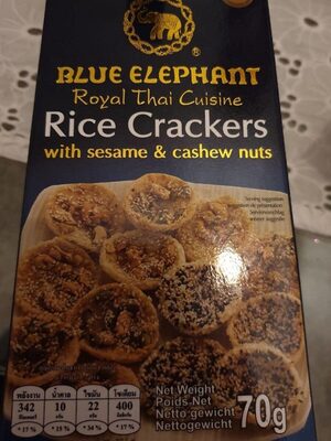 Royal thai cuisine rice crackers with sesame & cashew nuts
