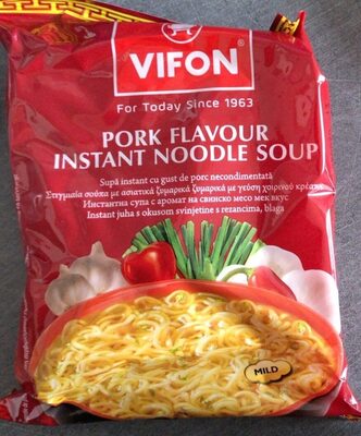 Pork flavour instant noodle soup