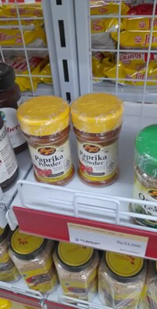 Paprika powder front packaging