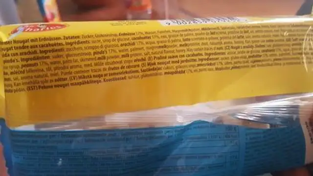 Soft Nougat Mit Erdnüssen 135g Blister Sir Charles ingredients label