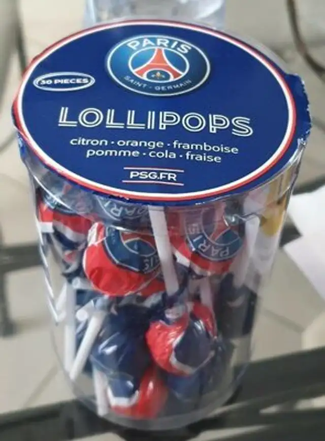 Sucettes paris saint germain