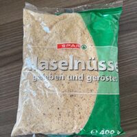 Haselnüsse