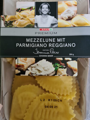 Mezzelune mit Parmigiano Reggiano