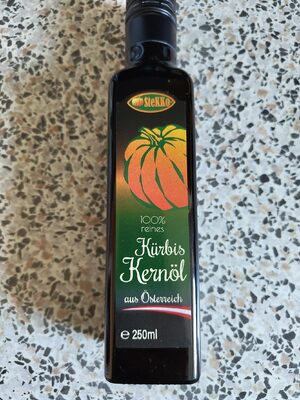 Kürbis Kernöl front packaging