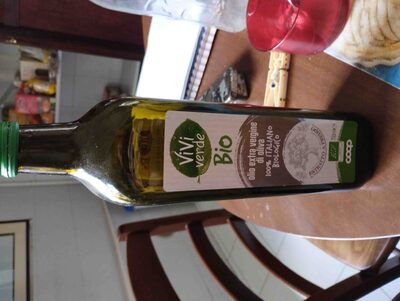 Olio extra vergine di oliva nutrition facts table