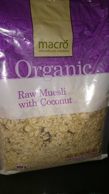 organic raw muesli with coconut