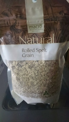 rolled spelt grain