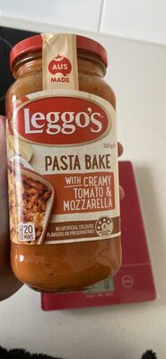 PASTA BAKE WITH CREAMY TOMATO & MOZZARELLA