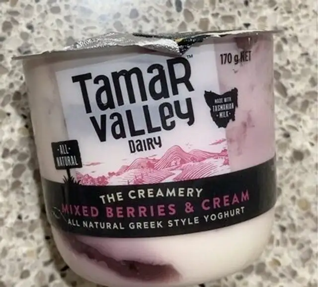 the creamery mixed berries and cream