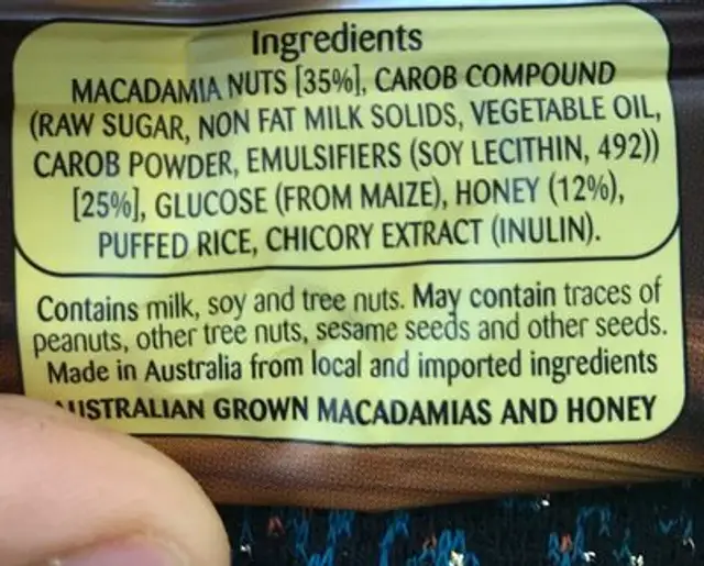 Go Natural Macadamia Divine Bars ingredients label