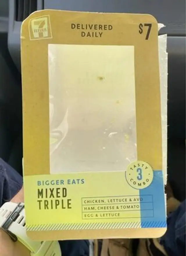 Mixed triple front packaging