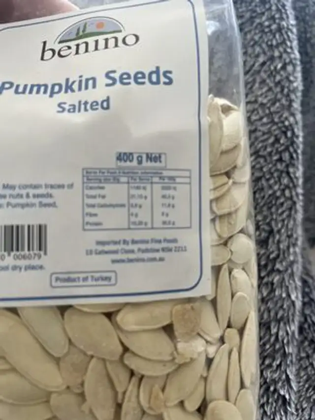 Pumpkin seeds salted nutrition facts table