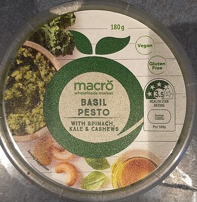 Basil pesto with spinach kale cashews