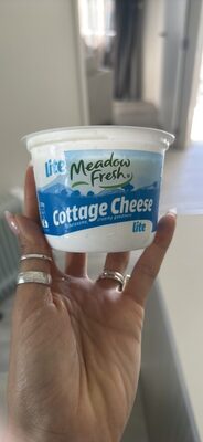 Cottage Cheese lite front packaging