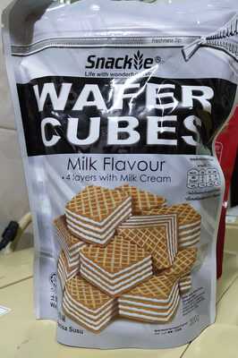 ขนมเวเฟอร์แท่งไส้ครีมรสนม - 200 g