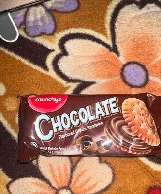 Flavored cream sandwich